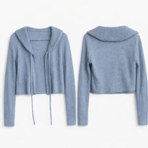 Women's Blue Knit Sweater